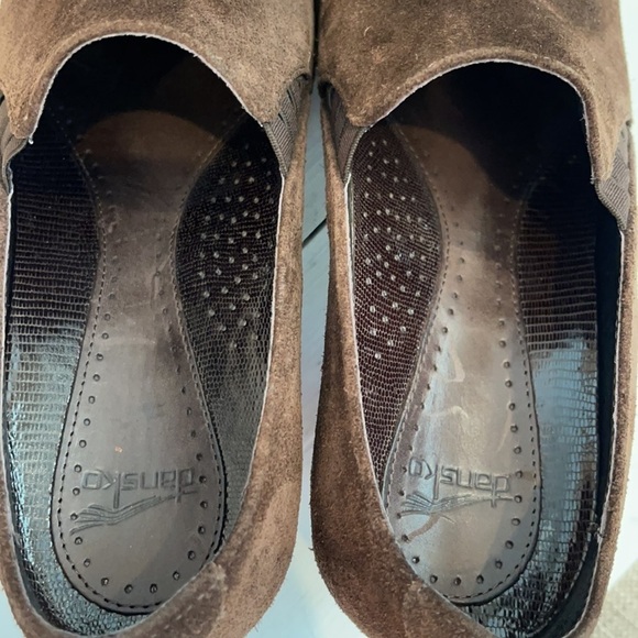 DANSKO Brown Leather Suede Slip on Heels/Clogs - Picture 9 of 10